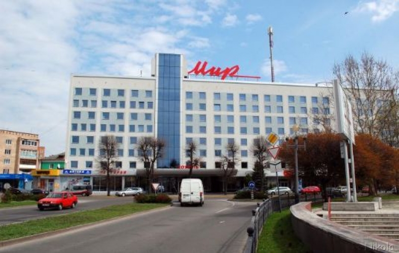 Реновація готелю Мир